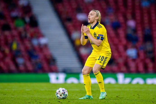 Emil Forsberg of Sweden reacts