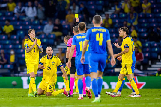 Victor Nilsson Lindelöf and Marcus Danielson of Sweden