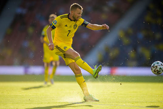 Sebastian Larsson of Sweden