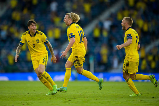 Victor Nilsson Lindelöf, Emil Forsberg and Sebastian