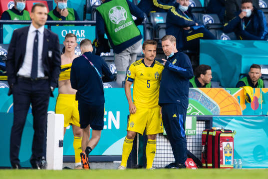 Pierre Bengtsson and assistant coach Peter Wettergren of