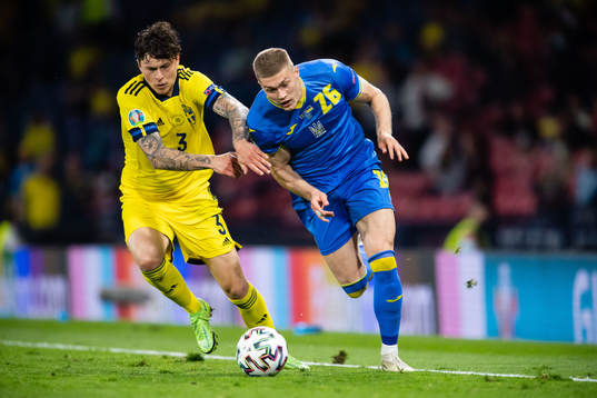 Victor Nilsson Lindelöf of Sweden and Artem Dovbyk of