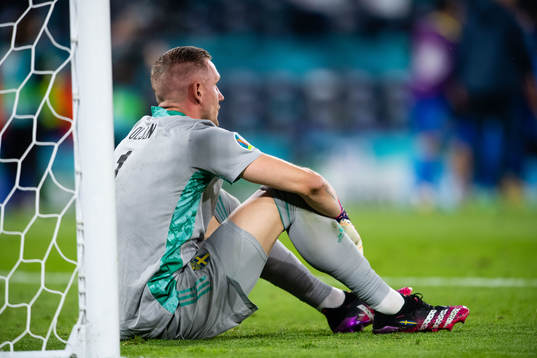 Goalkeeper Robin Olsen of Sweden looks dejected