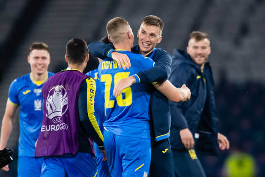 Players of Ukraine celebrates