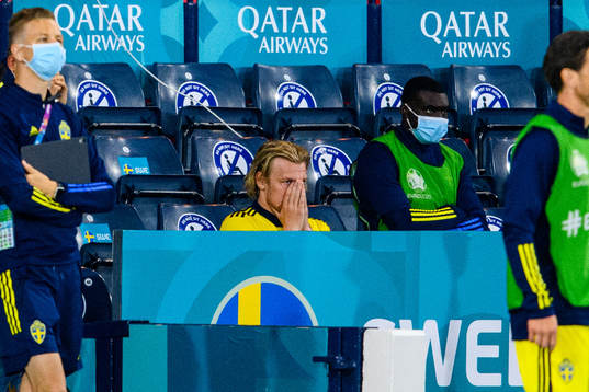 Emil Forsberg of Sweden looks dejected