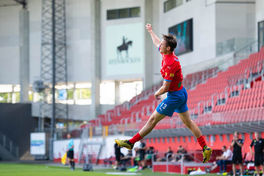 Bläddra bland fler bilder av Fotboll, Träningsmatch, Helsingborg - Varberg