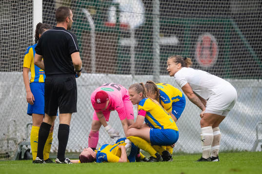 Eskilsminnes Agnes Nilsson har ont