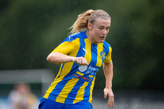 Eskilsminnes Julia Lennartsson