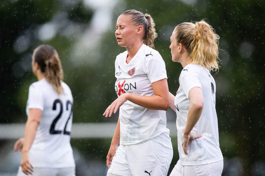 Hittarps Isabelle Angel har ont