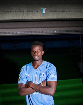 Malmö FF presenterar Malik Abubakari som ny spelare