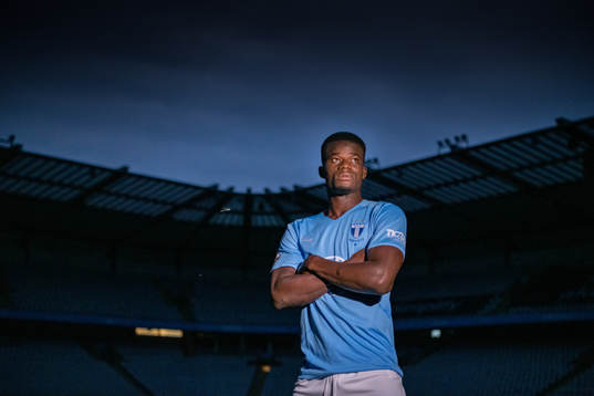 Malmö FF presenterar Malik Abubakari som ny spelare