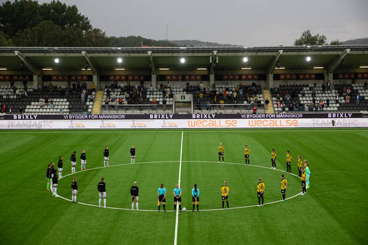 Tyst minut till minne av polismannen som mist sitt liv i