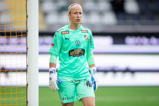 Häckens målvakt Loes Guerts