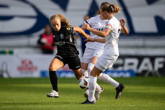 Växjös Signe Holt Andersen och Eskilstunas Matilda Plan