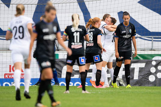 Bläddra bland fler bilder av Fotboll, Damallsvenskan, Växjö - Eskilstuna United