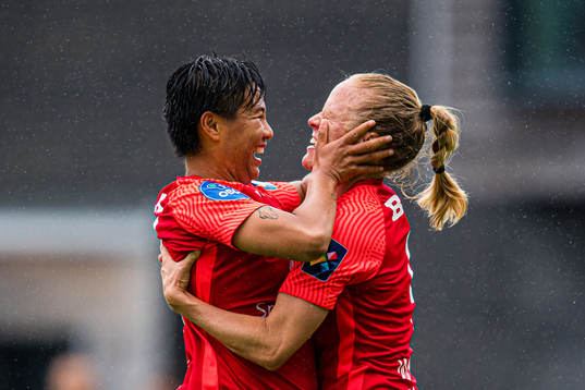 Mia Jalkerud of Arna-Bjørnar celebrates