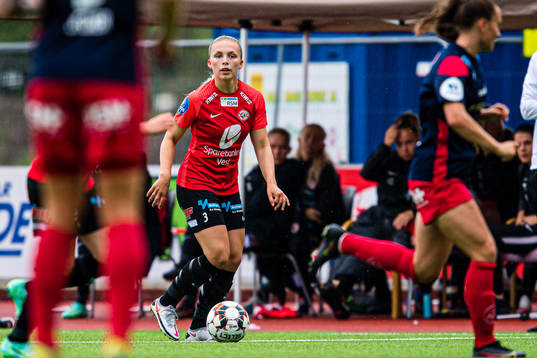 Marte Bjelde Hjelmhaug of Arna-Bjørnar