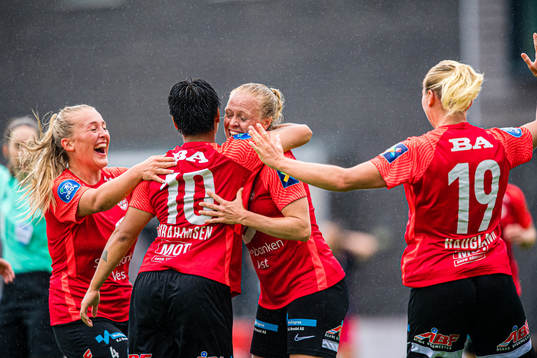 Mia Jalkerud of Arna-Bjørnar celebrates