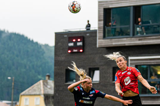 Emelie Susanne Asplund Lövgren of Arna-Bjørnar