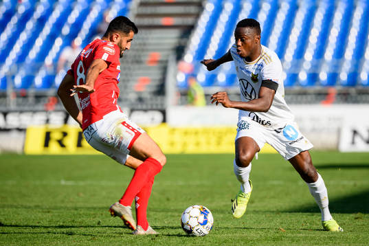 Degerfors Ferhad Ayaz och Östersunds Patrick Kpozo