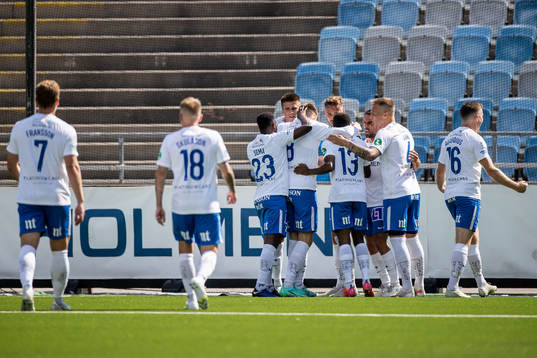 IFK Norrköpings spelare jublar