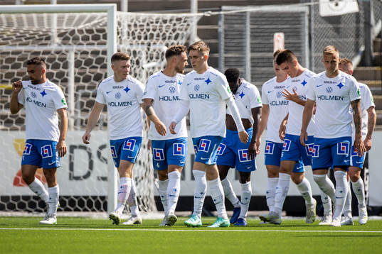 IFK Norrköpings spelare jublar