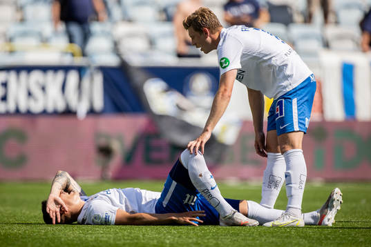 IFK Norrköpings Marco Lund Nielsen har ont