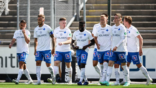 IFK Norrköpings spelare jublar