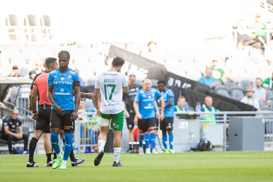 Hammarbys Abdul Khalili lämnar planen
