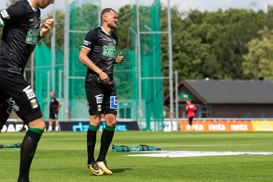 Varbergs Albert Ejupi före fotbollsmatchen i Allsvenskan