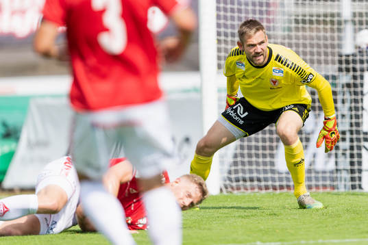 Kalmars målvakt Lucas Hägg Johansson