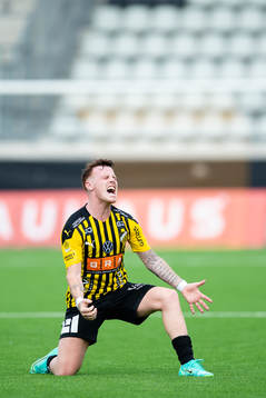 Häckens Tobias Heintz jublar