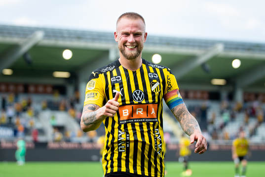 Häckens Alexander Faltsetas jublar