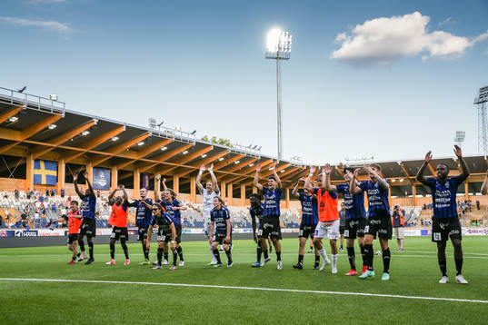 Sirius spelare jublar