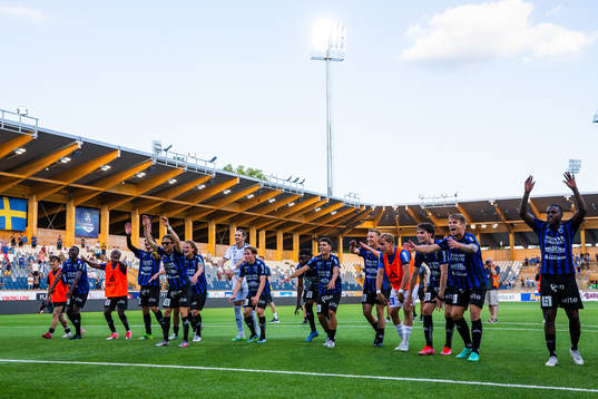 Sirius spelare jublar