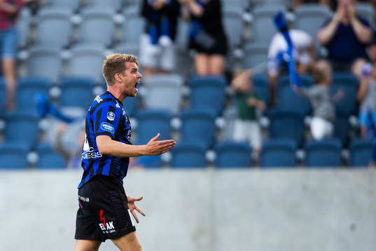 Sirius Marcus Mathisen jublar