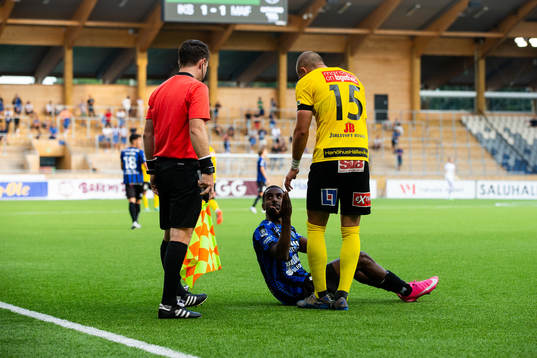 Sirius Mohammed Khalid Saeid och Mjällbys Ivan Kricak