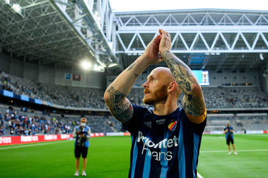 Djurgårdens Magnus Eriksson jublar