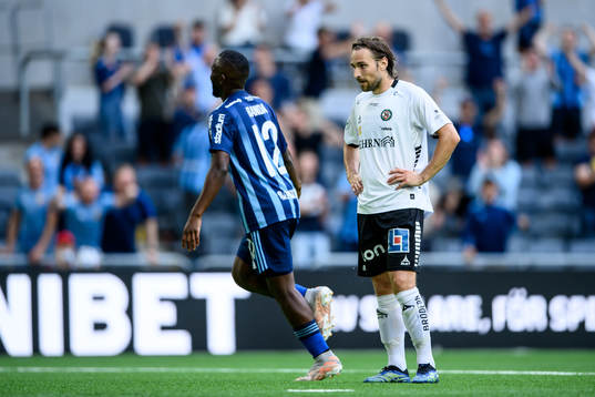 Örebros Kevin Walker deppar