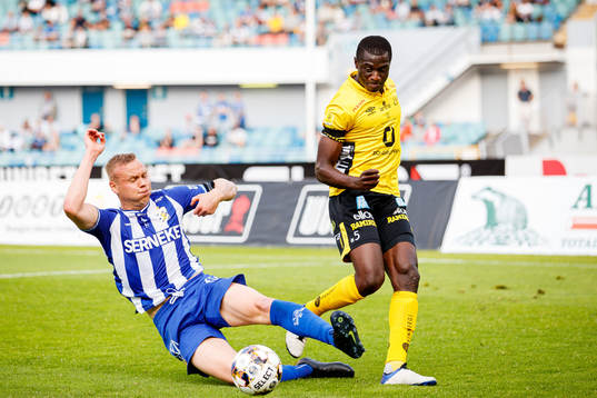 IFK Göteborgs Kolbeinn Sigthorsson och Elfsborgs Maudo