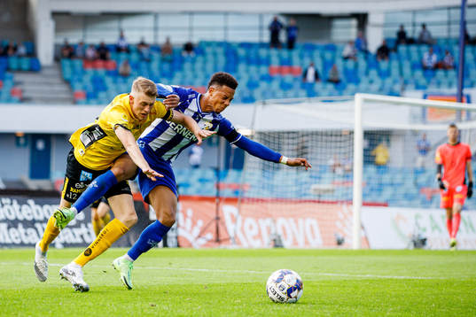 Elfsborgs Alexander Bernhadsson och IFK Göteborgs Tobias
