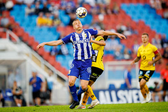 IFK Göteborgs Kolbeinn Sigthorsson och Elfsborgs Frederik