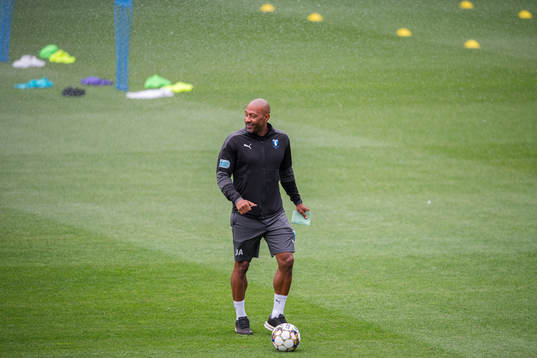 Jeffrey Aubynn, assistant coach