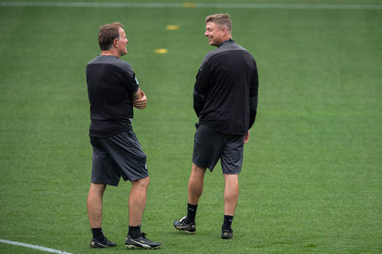 Remy Reijnierse, assistant coach and Jon Dahl Tomasson,