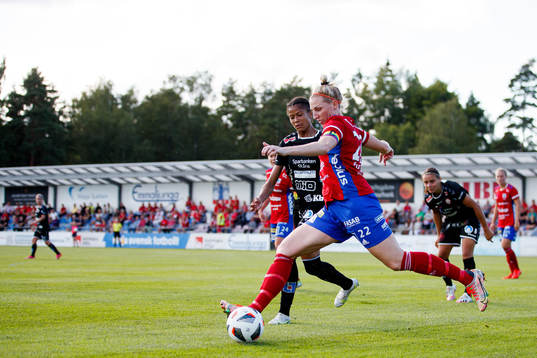 Kristianstads Sveindís Jane Jónsdóttir och Vittsjös