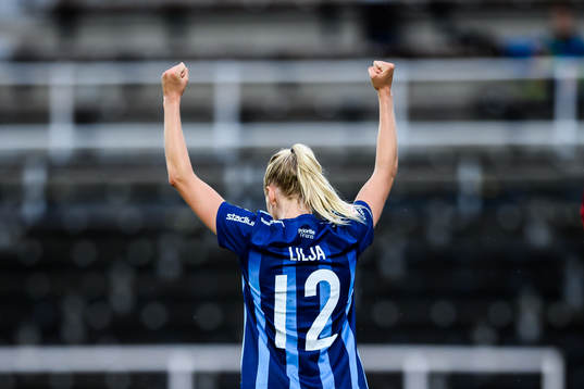 Djurgårdens Nellie Lilja jublar