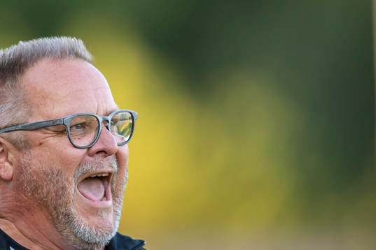 Ängelholms tränare Roar Hansen reagerar
