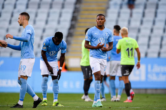 Bonke Innocent and Amin Sarr of Malmö FF