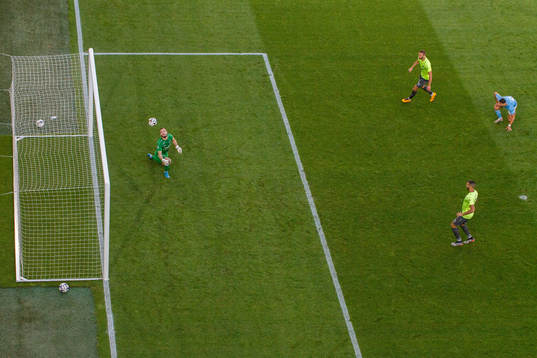Antonio Colak of Malmö FF scores the 1-0 goal against
