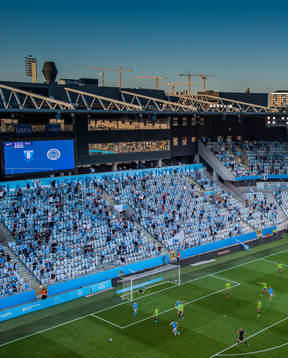 Antonio Colak of Malmö FF scores the 1-0 goal against